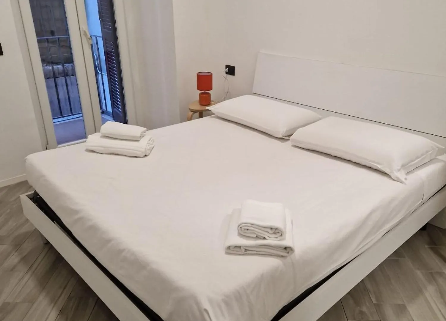 Pigneto Square Home ローマ イタリア